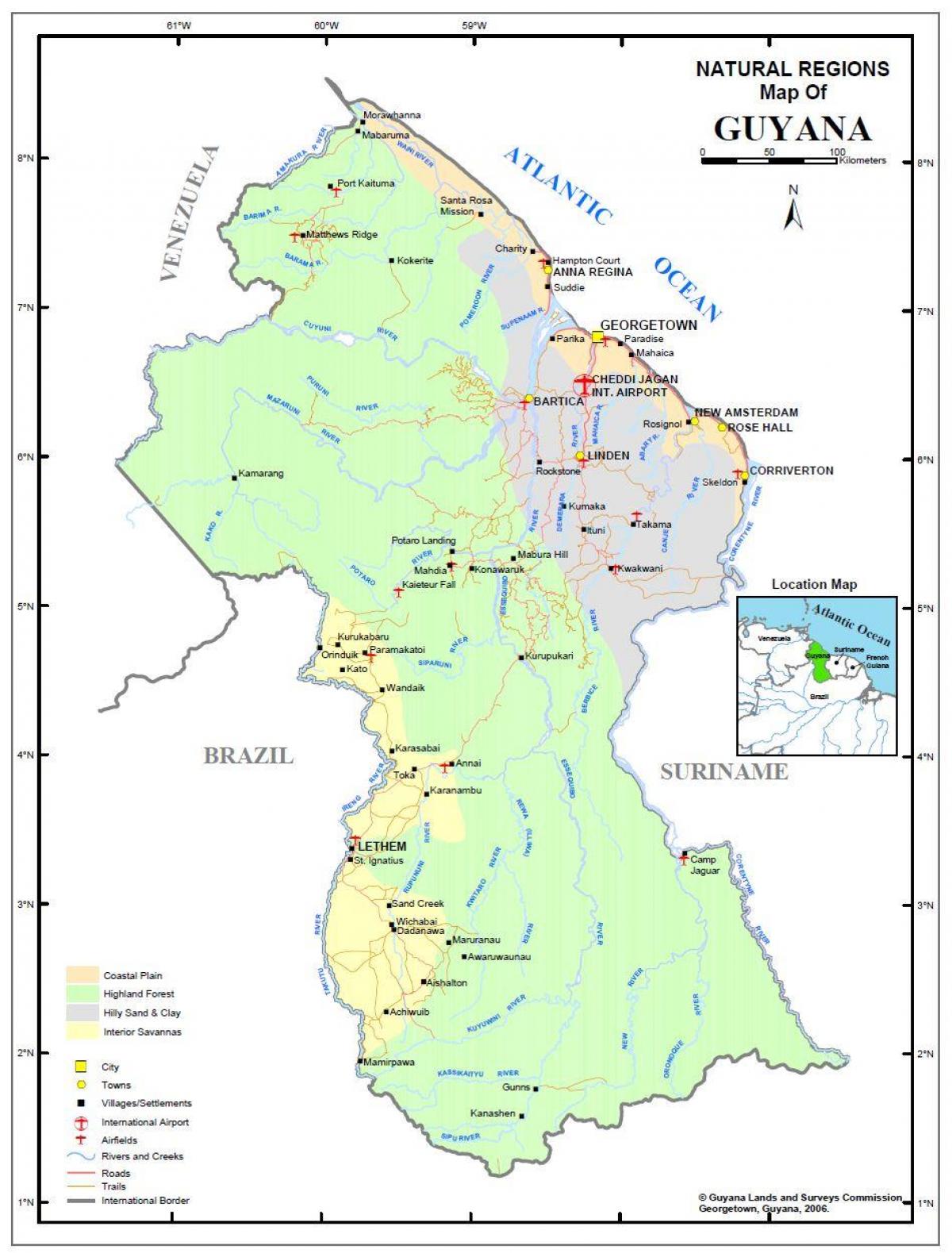 地図のガイアナの4地域の自然